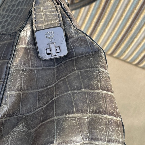 Authentic MCM Hobo Bag in Crocodile Leather - Picture 9 of 15